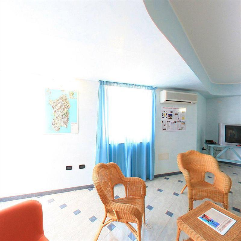 Hotel Le Palme SantʼAnna Arresi Extérieur photo